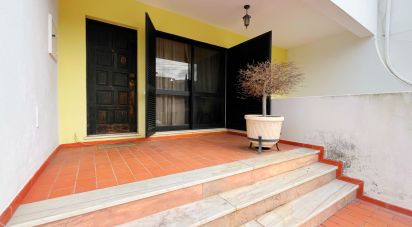 Moradia T3 em Montenegro de 146 m²