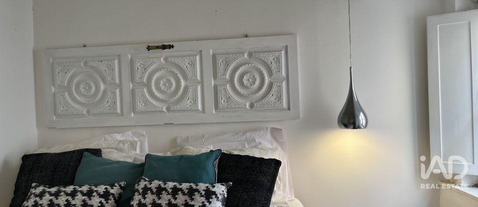 Apartment T0 in Santa Maria Maior of 25 m²