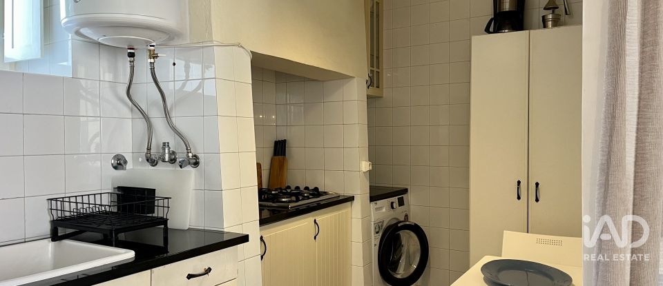 Apartment T0 in Santa Maria Maior of 25 m²