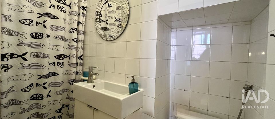 Apartment T0 in Santa Maria Maior of 25 m²