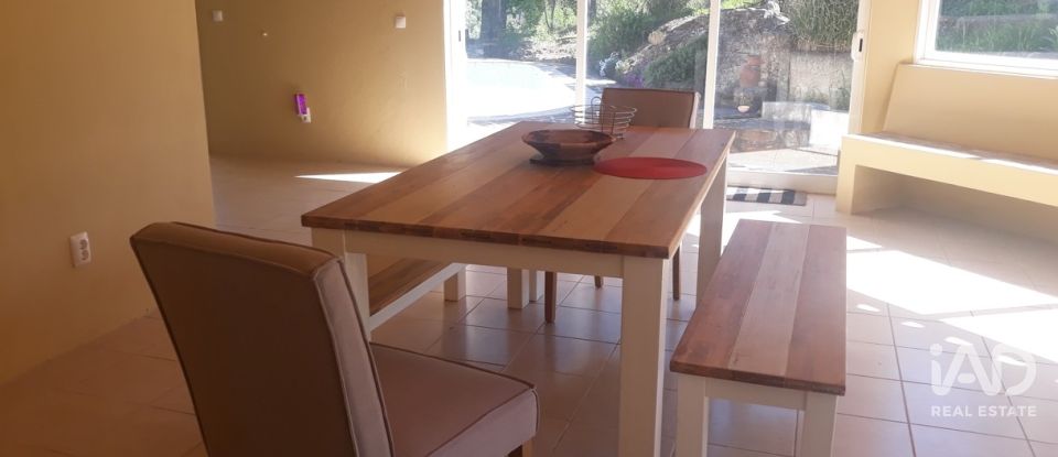 Quinta T8 em Ribeira de Nisa e Carreiras de 378 m²