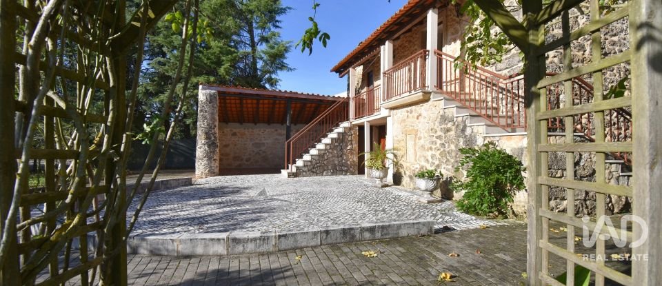 Moradia T4 em São Miguel, Santa Eufémia e Rabaçal de 116 m²