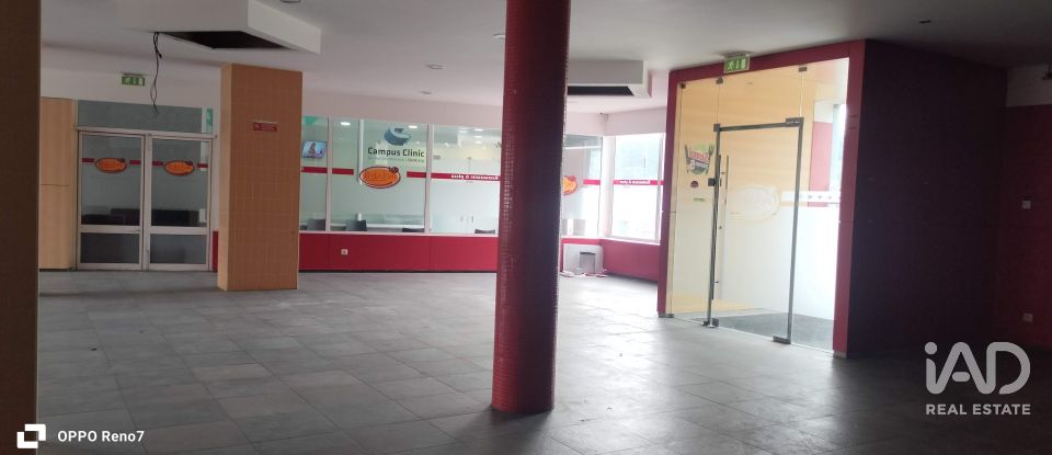 Boutique/Local commercial à Fervença de 442 m²