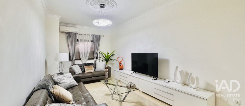 Apartamento T3 em Fernão Ferro de 94 m²