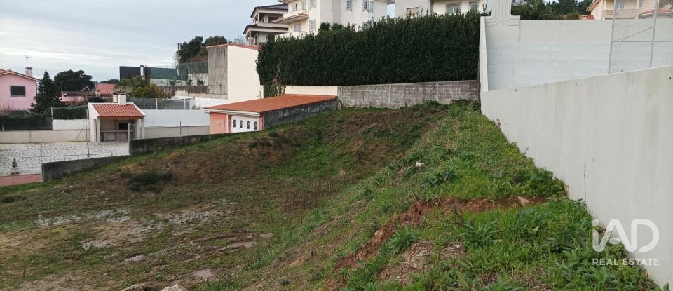 Terreno urbano em Antas de 695 m²