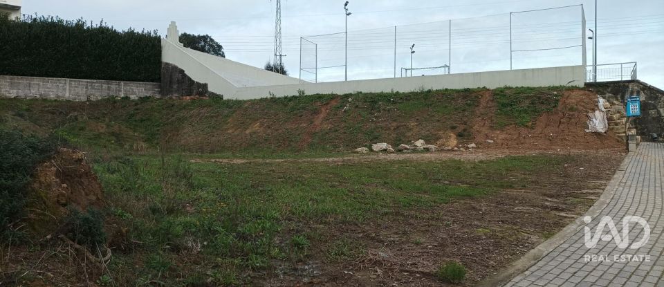 Terreno urbano em Antas de 695 m²