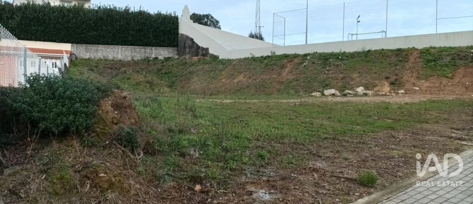 Terreno urbano em Antas de 695 m²