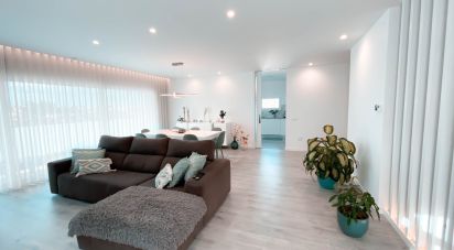 House T4 in Leiria, Pousos, Barreira e Cortes of 173 m²