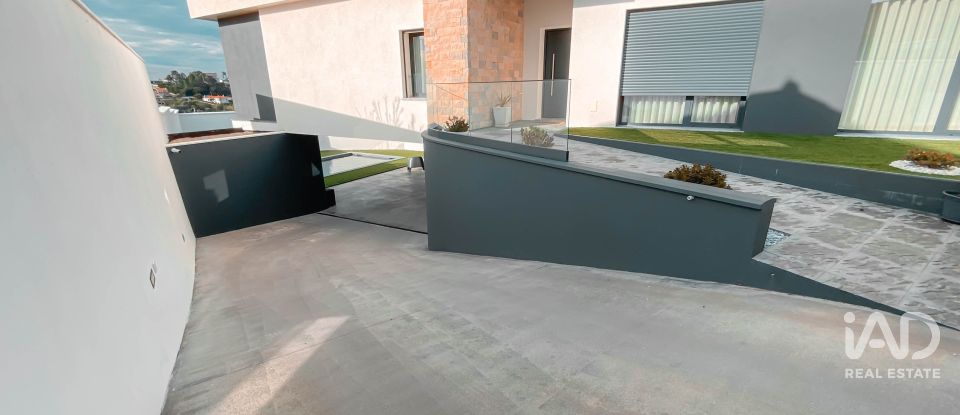 Moradia T4 em Leiria, Pousos, Barreira e Cortes de 173 m²