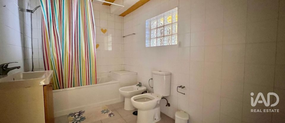 Bâtiment à Caldas da Rainha - Nossa Senhora do Pópulo, Coto e São Gregório de 448 m²