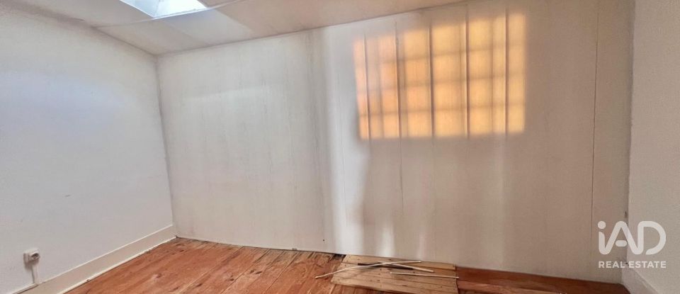 Bâtiment à Caldas da Rainha - Nossa Senhora do Pópulo, Coto e São Gregório de 448 m²