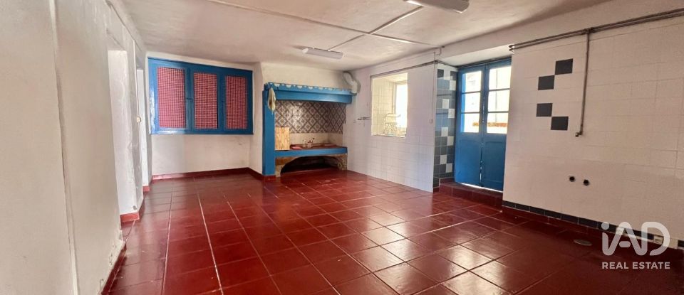 Bâtiment à Caldas da Rainha - Nossa Senhora do Pópulo, Coto e São Gregório de 448 m²