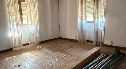 Ferme T2 à Miranda do Corvo de 116 m²