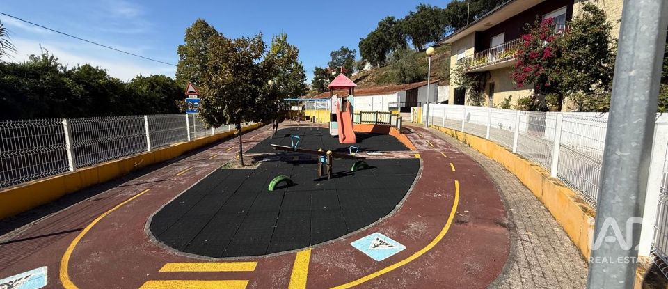 Quinta T2 em Miranda do Corvo de 116 m²