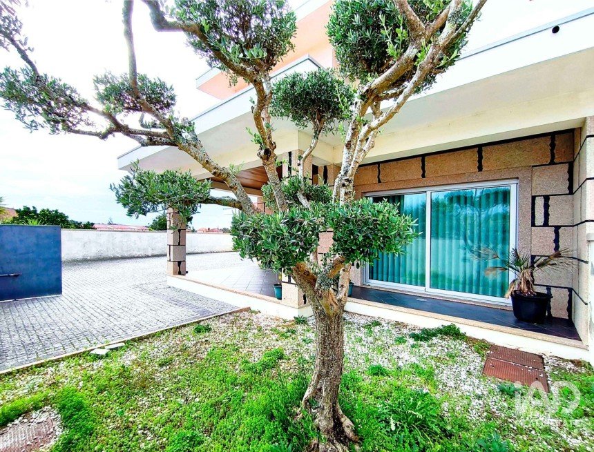 Maison T3 à Barroselas E Carvoeiro de 250 m²