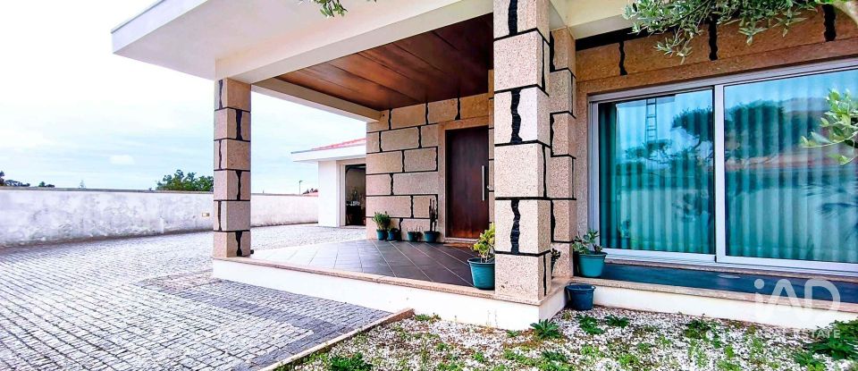 Maison T3 à Barroselas E Carvoeiro de 250 m²