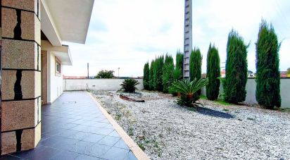 Maison T3 à Barroselas E Carvoeiro de 250 m²