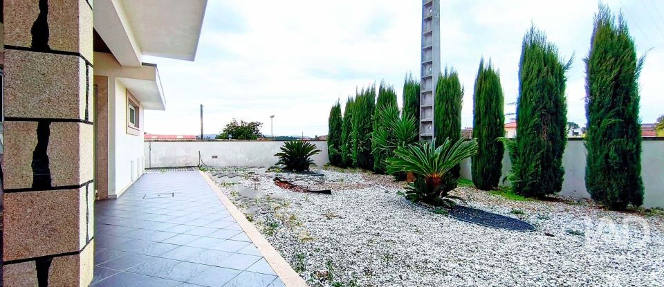 Maison T3 à Barroselas E Carvoeiro de 250 m²