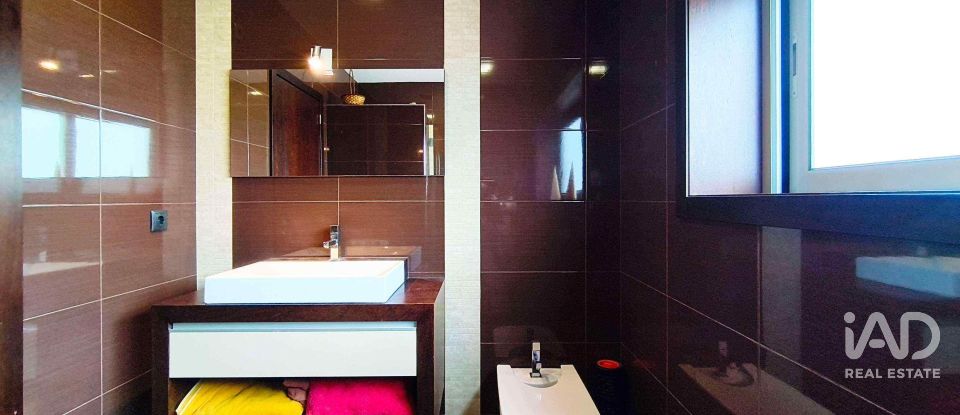 Maison T3 à Barroselas E Carvoeiro de 250 m²