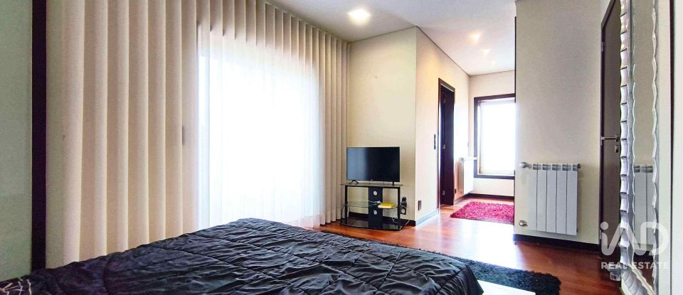 Maison T3 à Barroselas E Carvoeiro de 250 m²