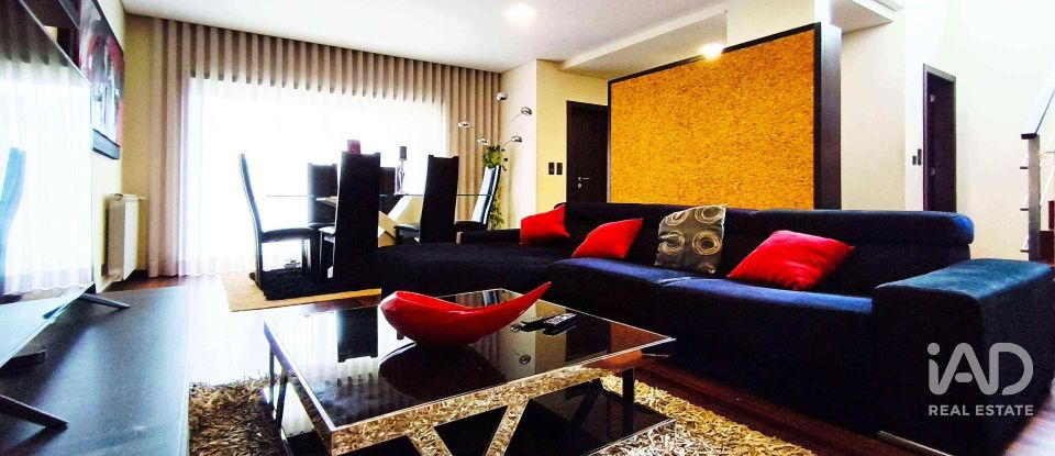 Maison T3 à Barroselas E Carvoeiro de 250 m²