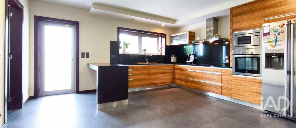 Maison T3 à Barroselas E Carvoeiro de 250 m²