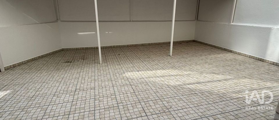 Apartamento T3 em Laranjeiro e Feijó de 149 m²