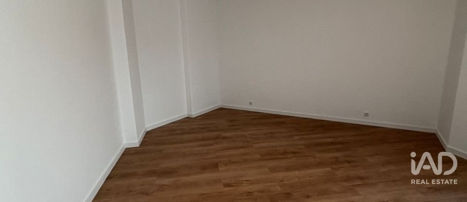 Apartamento T3 em Laranjeiro e Feijó de 149 m²