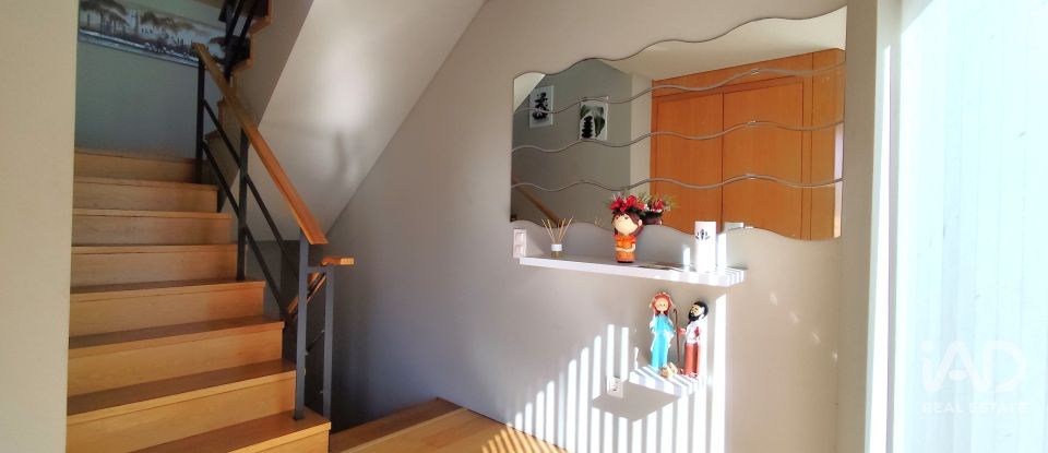 Andar de moradia  T3 em São Félix da Marinha de 140 m²