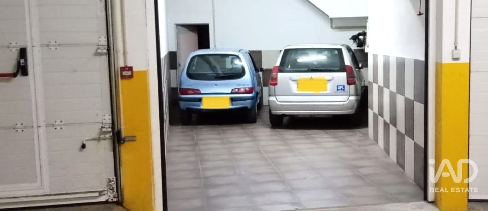 Andar de moradia  T3 em São Félix da Marinha de 140 m²