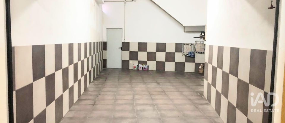 Andar de moradia  T3 em São Félix da Marinha de 140 m²