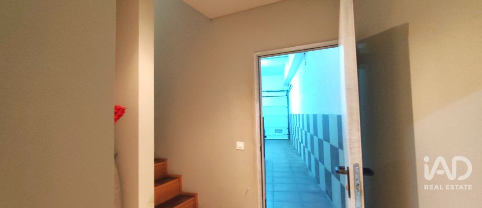 Andar de moradia  T3 em São Félix da Marinha de 140 m²