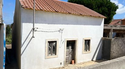 Terrain à bâtir à Vimeiro de 256 m²