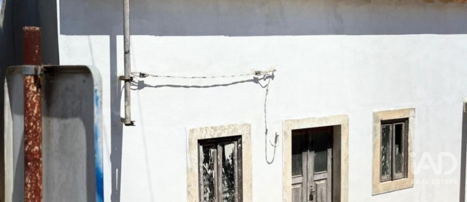 Terreno urbano em Vimeiro de 256 m²