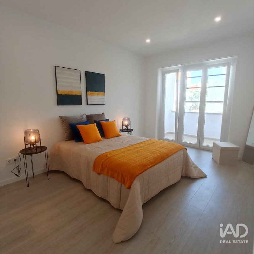 Apartamento T3 em Benfica de 89 m²