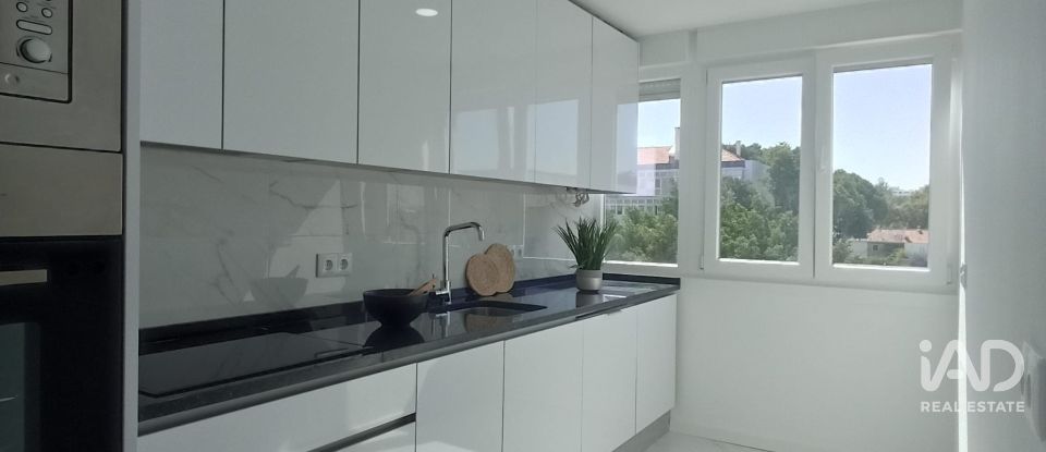 Apartamento T3 em Benfica de 89 m²