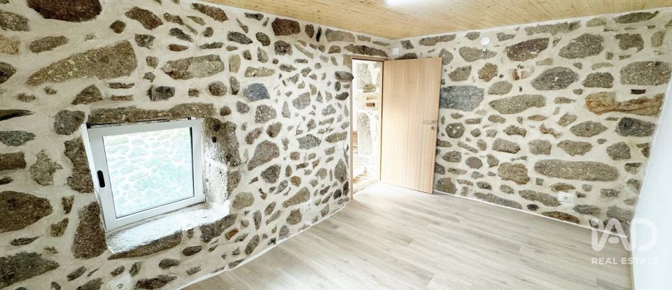 Moradia T2 em Bravães de 80 m²