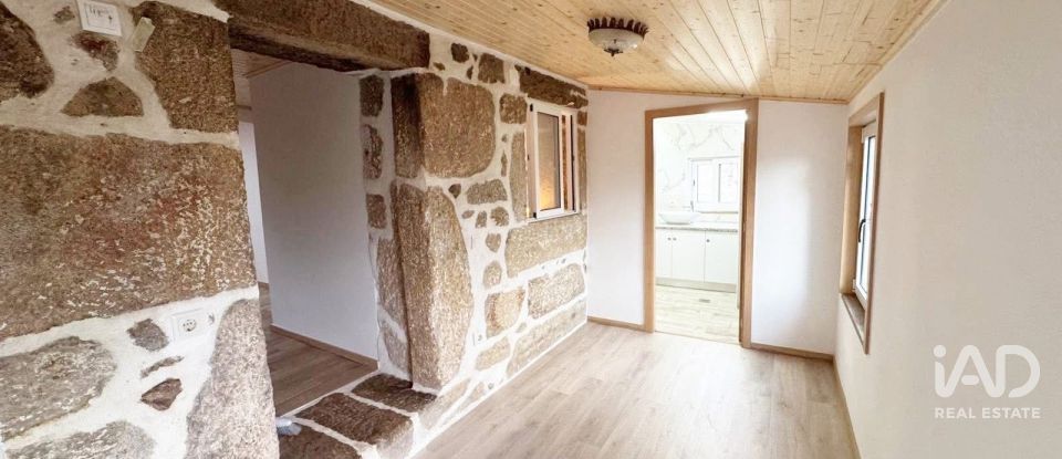 Moradia T2 em Bravães de 80 m²