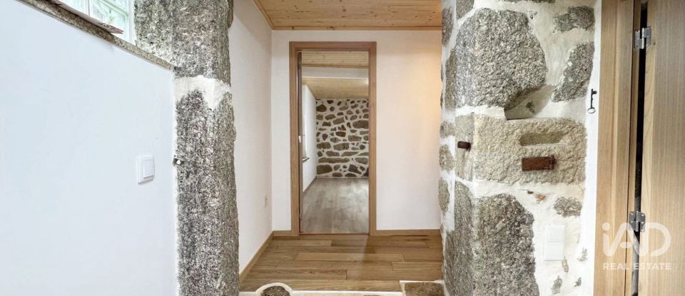 Moradia T2 em Bravães de 80 m²