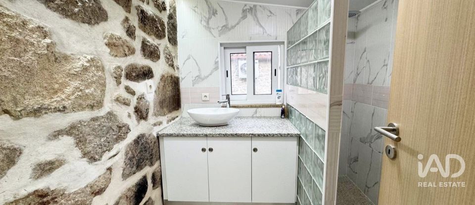 Moradia T2 em Bravães de 80 m²