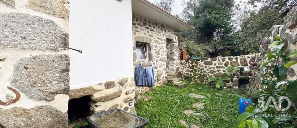 Moradia T2 em Bravães de 80 m²