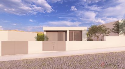 Maison T3 à Freixo de Cima e de Baixo de 240 m²