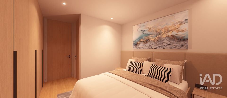 Moradia T3 em Freixo de Cima e de Baixo de 240 m²