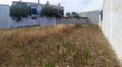 Land in Benfica do Ribatejo of 599 m²