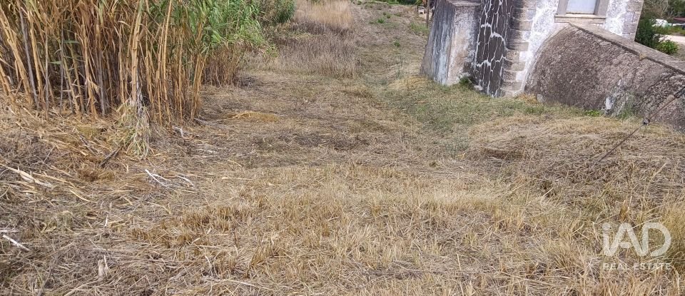 Terrain à Carregado e Cadafais de 1 972 m²