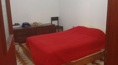 Atelier T2 à Paul de 190 m²