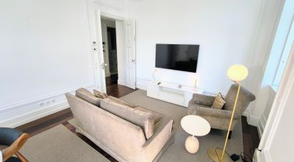 Apartment T2 in Santo António of 98 m²