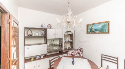 Maison de plain-pied T3 à Maceira de 108 m²