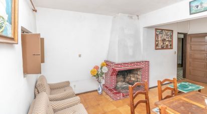 Maison de plain-pied T3 à Maceira de 108 m²