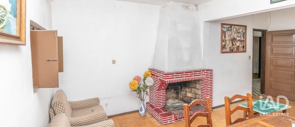 Single story home T3 in Maceira of 108 m²